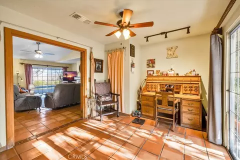 Entry Way - 10341 Pinon Ave, Morongo Valley, CA 92256 photo 2 of 3