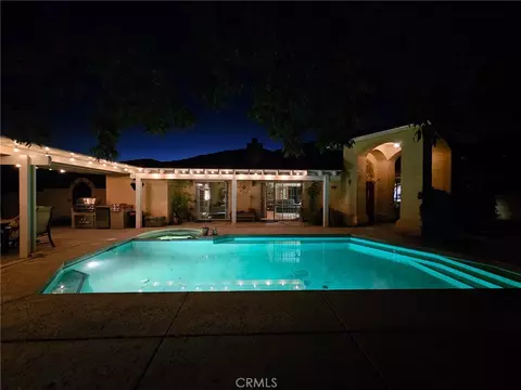 Exterior - 10341 Pinon Ave, Morongo Valley, CA 92256 photo 3 of 35