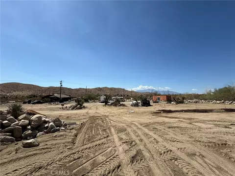 Exterior - 9640 Lanning Ln, Morongo Valley, CA 92256 photo 7 of 14