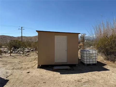 Exterior - 9640 Lanning Ln, Morongo Valley, CA 92256 photo 11 of 14