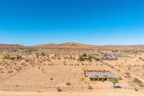 60726 Mason Dr, Joshua Tree, CA 92252