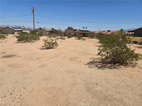 1234 Daisy Ave, Twentynine Palms, CA 92277