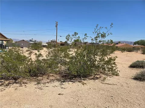 1235 Daisy Ave, Twentynine Palms, CA 92277