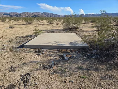 5440 Shoshone Valley Rd, Twentynine Palms, CA 92277