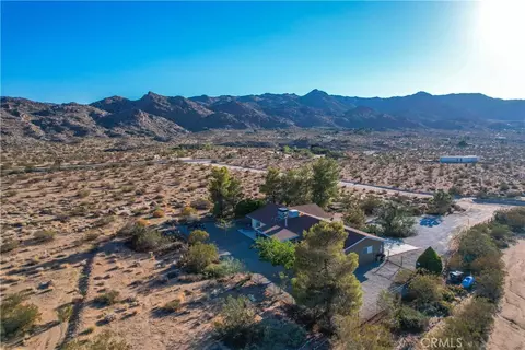 8775 Desert Shadow Rd, Joshua Tree, CA 92252