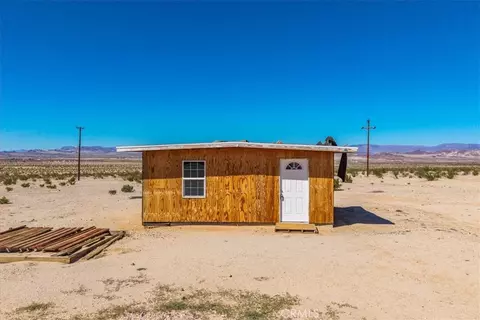 100 Cactus Jack Ave, Twentynine Palms, CA 92277
