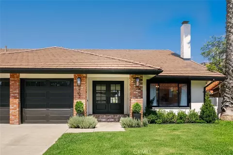 3107 Highland View Dr, Burbank, CA 91504