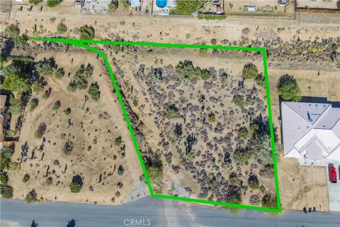 17 San Diego, Yucca Valley, CA 92284