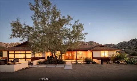 53655 Annie Oakley Rd, Pioneertown, CA 92268