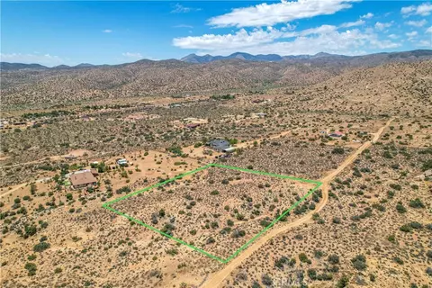51098 Geronimo Trl, Pioneertown, CA 92286