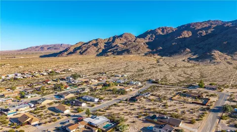7022 49 Palms Ave, Twentynine Palms, CA 92277
