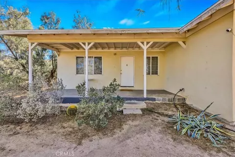61855 Valley Vw, Joshua Tree, CA 92252