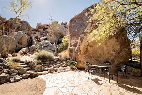 Exterior - 66075 Foothill, Joshua Tree, CA 92252 photo 5 of 25