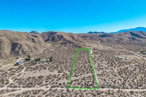 4321 Padre Rd, Morongo Valley, CA 92256