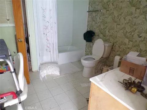 Bath - 4880 Bonanza, Johnson Valley, CA 92285 photo 1 of 2