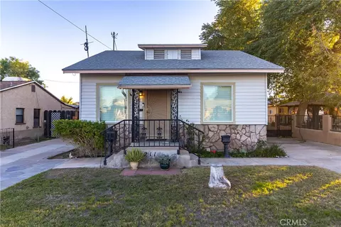 211 Walnut St, Needles, CA 92363
