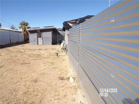 Exterior - 73741 Serrano, Twentynine Palms, CA 92277 photo 5 of 7
