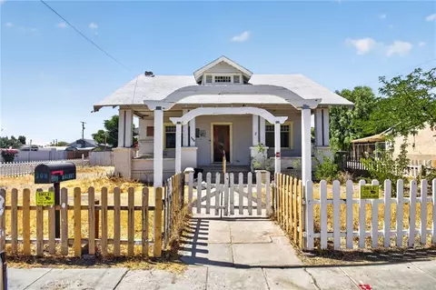203 Walnut St, Needles, CA 92363 photo 3