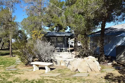 56788 Encantado Rd, Landers, CA 92285 photo 28