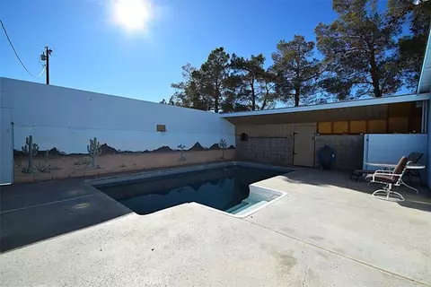 56788 Encantado Rd, Landers, CA 92285 photo 7