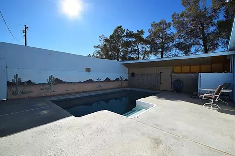 56788 Encantado Rd, Landers, CA 92285 photo 7