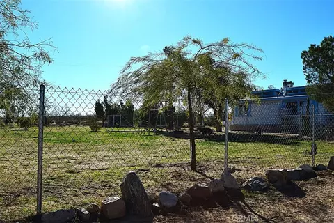 56788 Encantado Rd, Landers, CA 92285 photo 35