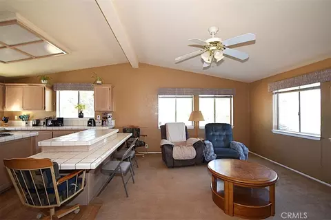 56788 Encantado Rd, Landers, CA 92285 photo 18
