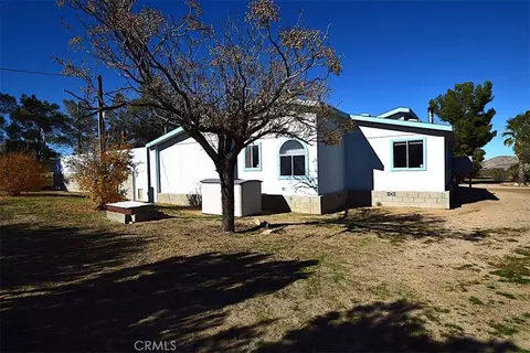 56788 Encantado Rd, Landers, CA 92285 photo 5