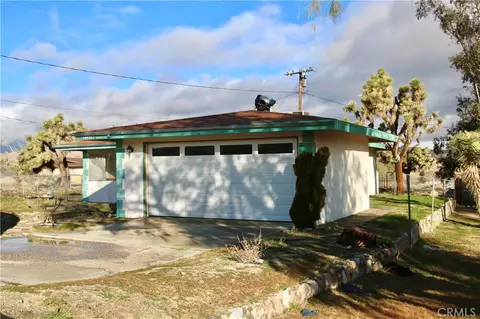 57136 Navajo Trl, Yucca Valley, CA 92284