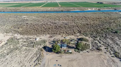 View/Area - 1415 Tamarack Ln, Needles, CA 92363 photo 1 of 3