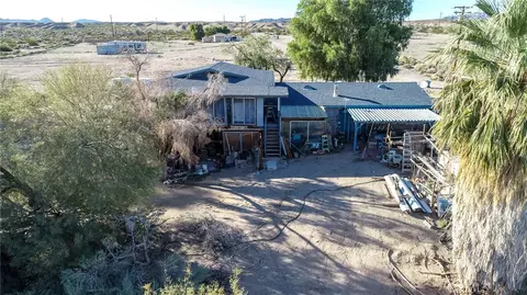 Exterior - 1415 Tamarack Ln, Needles, CA 92363 photo 6 of 8
