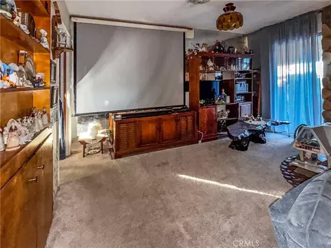 Living - 1415 Tamarack Ln, Needles, CA 92363 photo 3 of 5