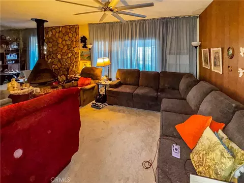 Living - 1415 Tamarack Ln, Needles, CA 92363 photo 4 of 5