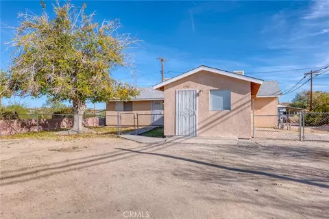 Exterior - 6535 El Sol Ave, Twentynine Palms, CA 92277 photo 8 of 9