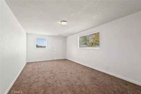 Living - 6535 El Sol Ave, Twentynine Palms, CA 92277 photo 4 of 4