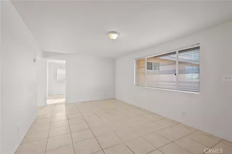 Living - 6535 El Sol Ave, Twentynine Palms, CA 92277 photo 3 of 4