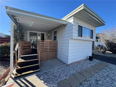 56254 29 Palms Hwy #38, Yucca Valley, CA 92284