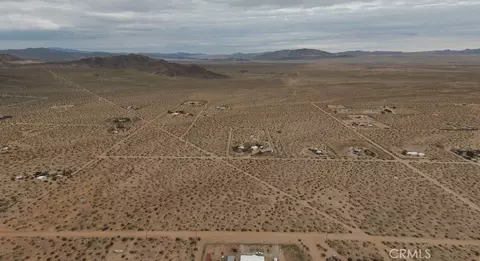60396 Lorraine, Landers, CA 92285 photo 12