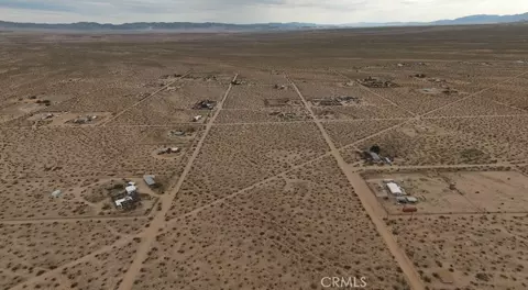 60396 Lorraine, Landers, CA 92285 photo 15