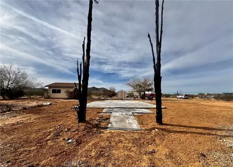 382 Bowman Trl, Landers, CA 92285 photo 23