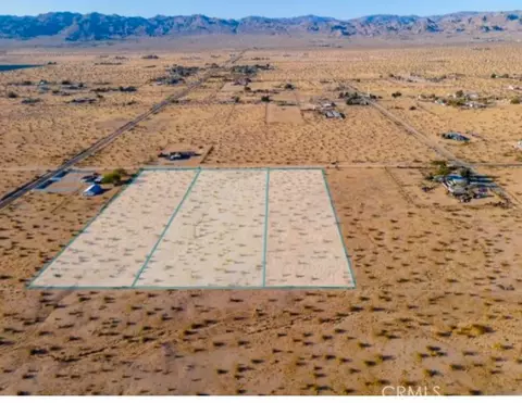 4 Sunflower Rd, Joshua Tree, CA 92252