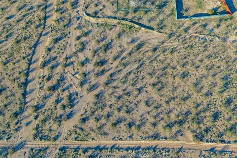 1234 Sun Ter, Landers, CA 92285 photo 12