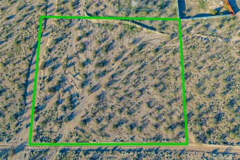 1234 Sun Ter, Landers, CA 92285 photo 11