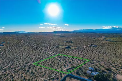 1234 Sun Ter, Landers, CA 92285