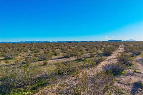 1234 Sun Ter, Landers, CA 92285 photo 17