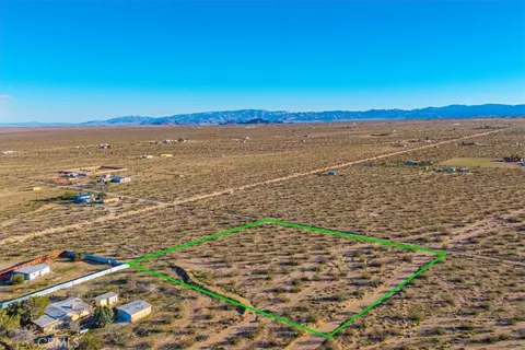 1234 Sun Ter, Landers, CA 92285 photo 8