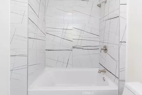Bath - 107 Walnut, Needles, CA 92363 photo 2 of 8