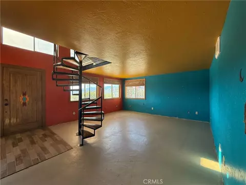 Living - 10219 N Star Trl, Morongo Valley, CA 92256 photo 2 of 5