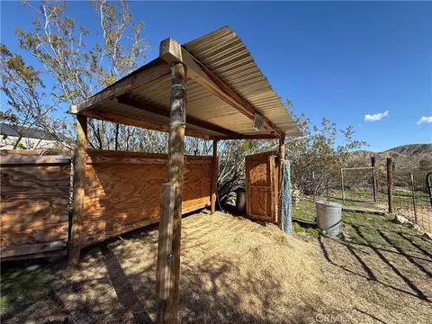 Exterior - 10219 N Star Trl, Morongo Valley, CA 92256 photo 17 of 24