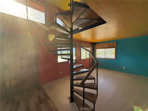 Living - 10219 N Star Trl, Morongo Valley, CA 92256 photo 3 of 5